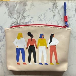 Ipsy Makeup Bag : Confidence Comes From Within